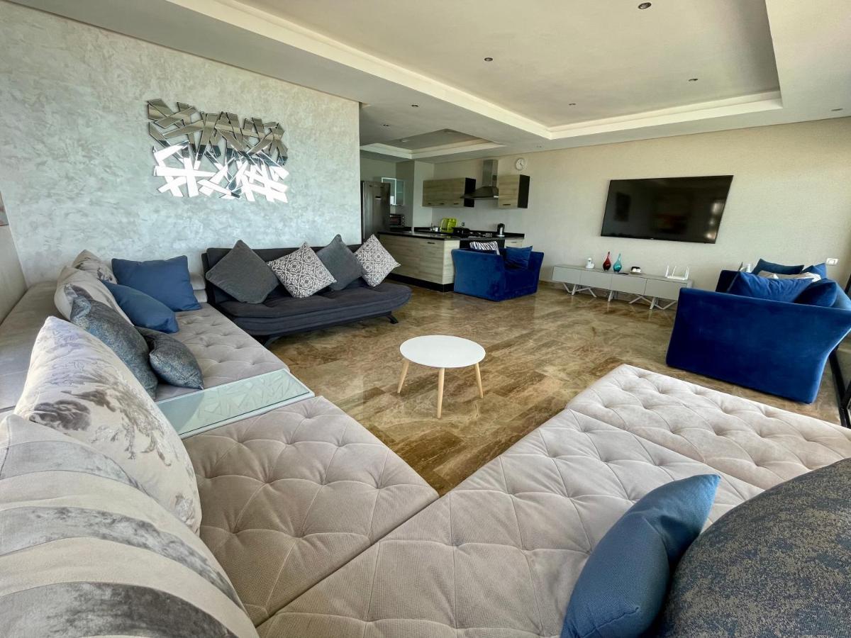 Appart De Luxe Front De Mer Prestigia Plage Des Nations 세일 외부 사진