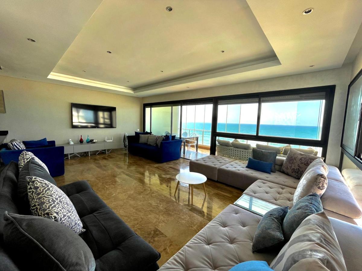 Appart De Luxe Front De Mer Prestigia Plage Des Nations 세일 외부 사진