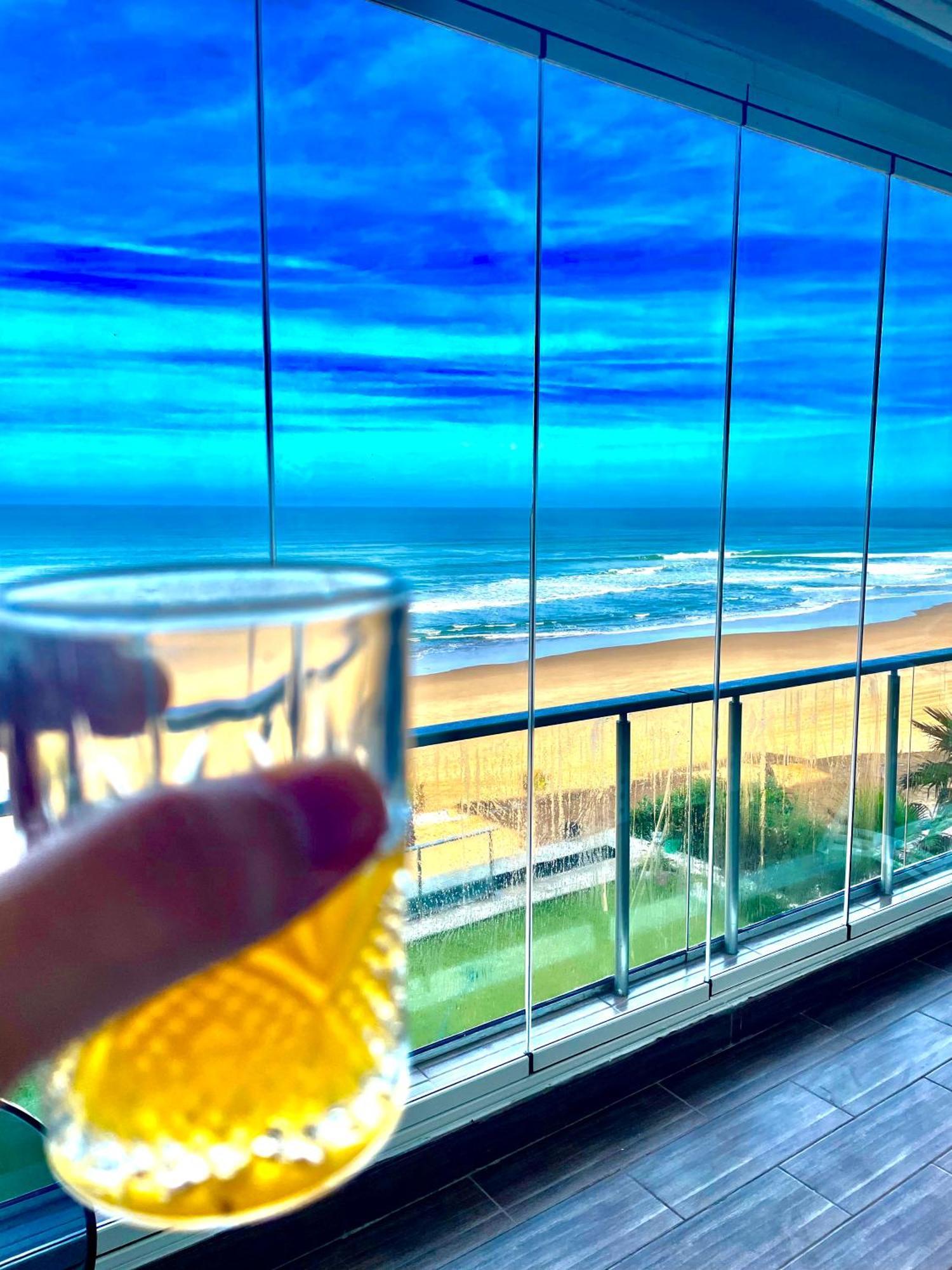 Appart De Luxe Front De Mer Prestigia Plage Des Nations 세일 외부 사진